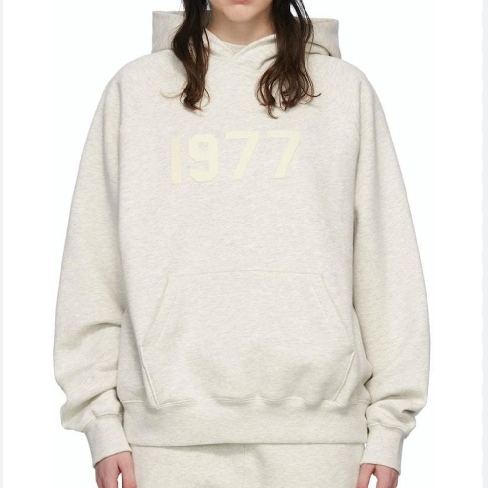 NEW Essentials Fear of God 1977 Oversized Hoodie Light Oatmeal SS22 AUTHENTIC 💯